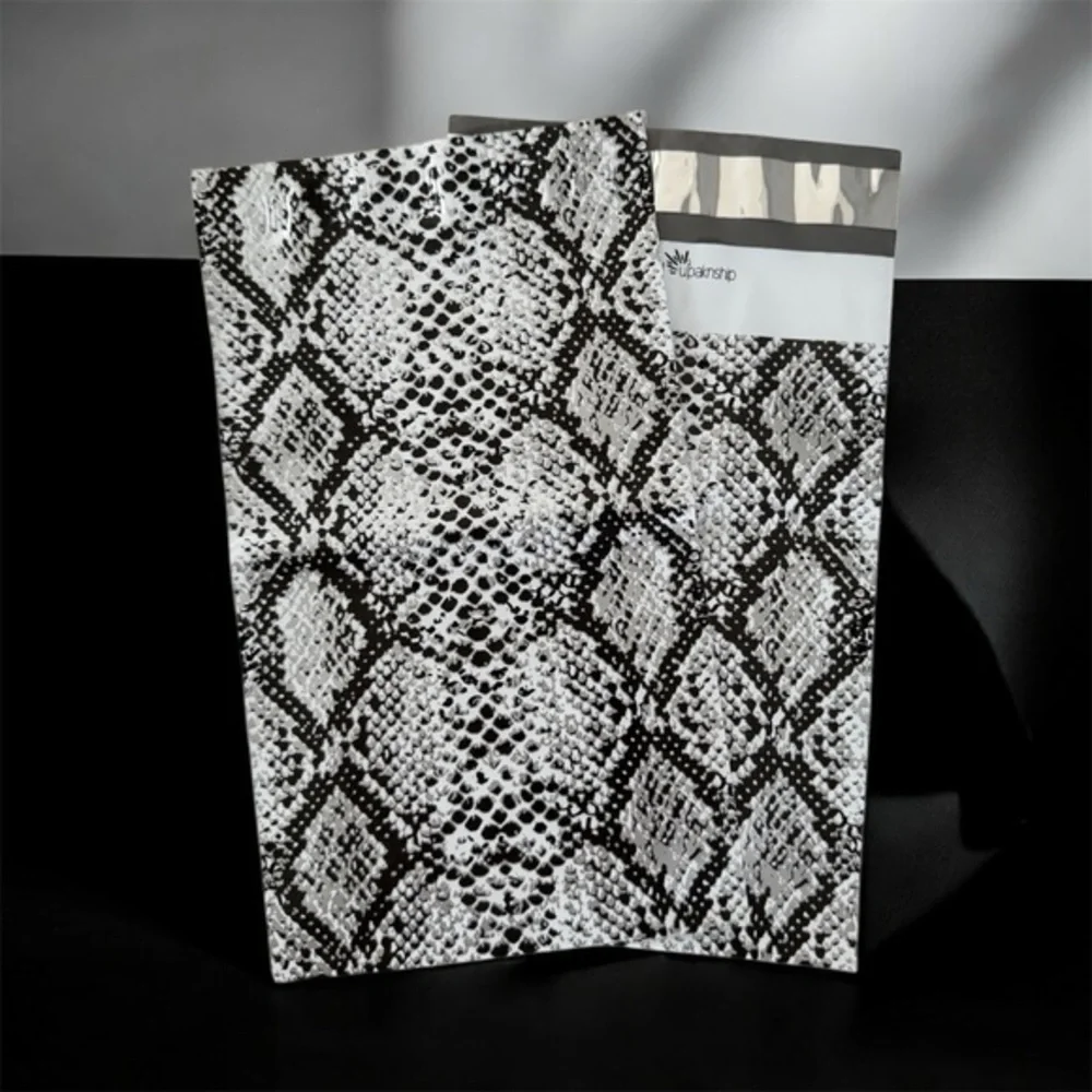(10) 6x9 Snake Skin Poly Mailers